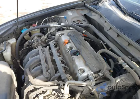 2010 Honda Accord 2.4 Ex-L из США, поврежденный, VIN 1HGCP2F86AA141167